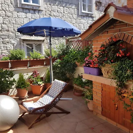 Apartman Apartments And Rooms Villa Lina Split