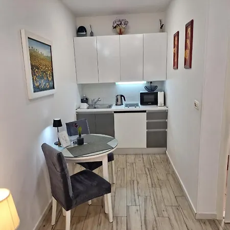 Apartments And Rooms Villa Lina * Split