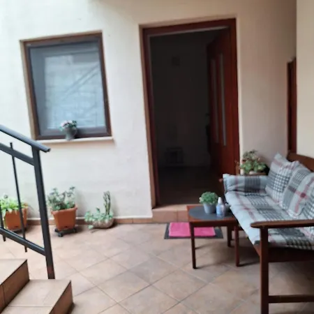 Apartments And Rooms Villa Lina Split
