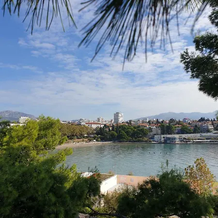 Apartments And Rooms Villa Lina *